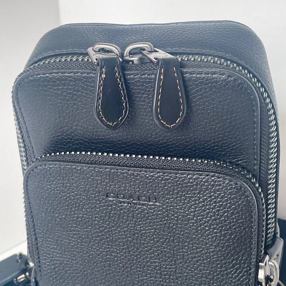 Coach Gotham Sling Pack 13 Black Pebbled Leather CR849 Bag - Picture 9 of 14